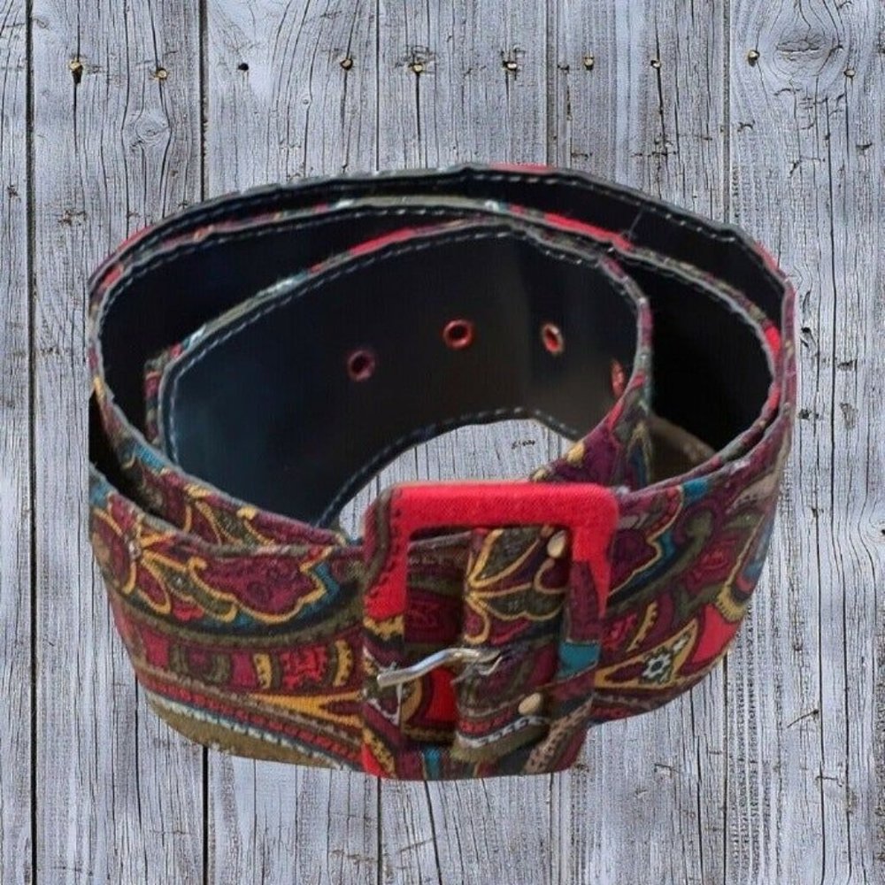 Womens Adjustable Belt Red Blue Yellow Paisley Buckle Vintage sz 14 Adjustable